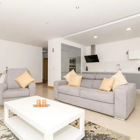 Beach Condominium * Lagos